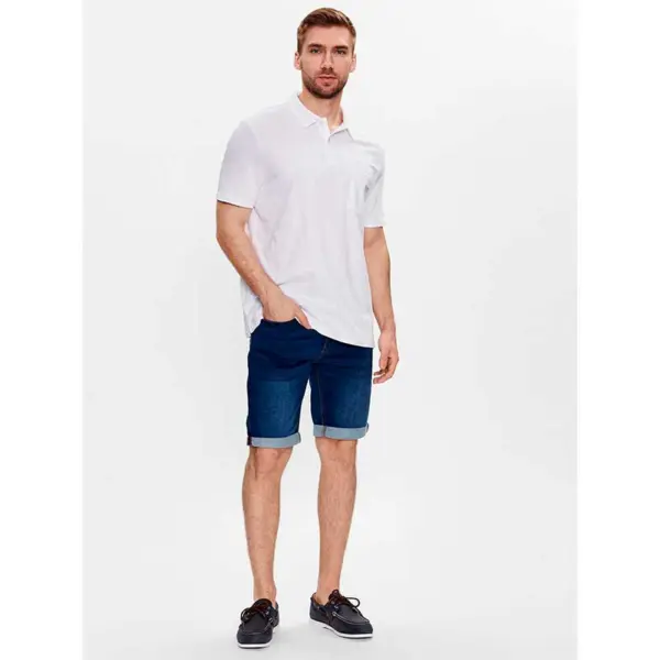 pantalones corto vaqueros oscuros hombre