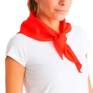pañuelo rojo cuello
