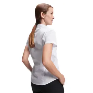 camisa entallada mujer blanca